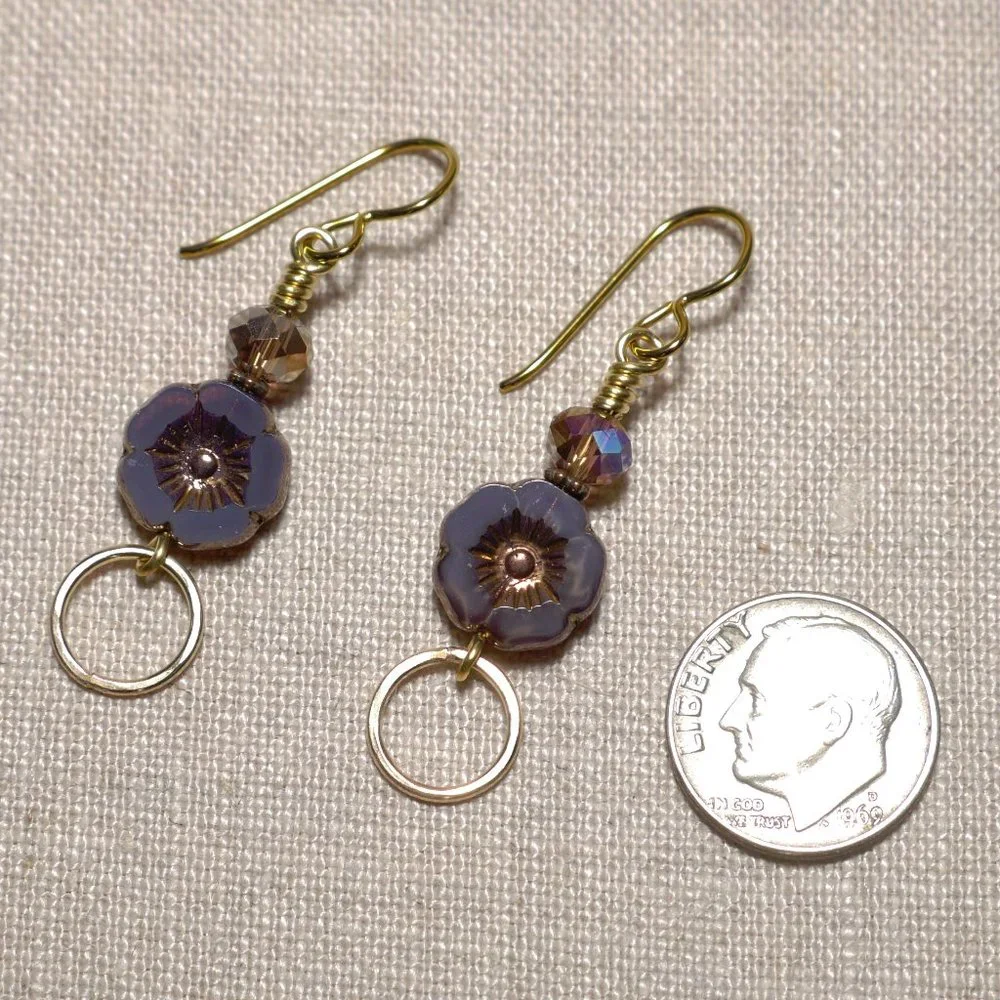 Hand Crafted Handmade Earrings Lavender Czech Glass Flower Hibiscus Earr… - Picture 3 of 4